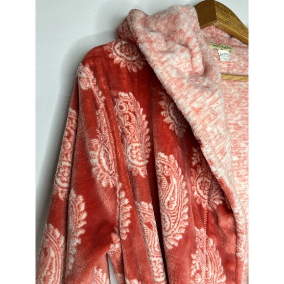 World Market Plush Bathrobe Women's O/S One Size Paisley - Picture 3 of 7